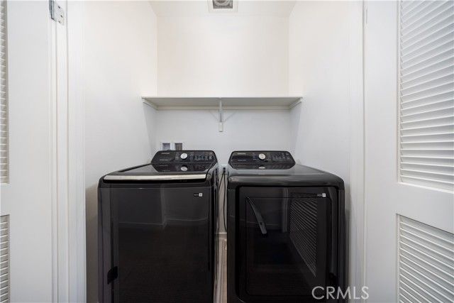 967 N Divino Privado 13, Ontario, CA 91764