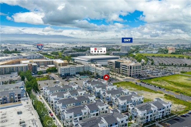 967 N Divino Privado 13, Ontario, CA 91764