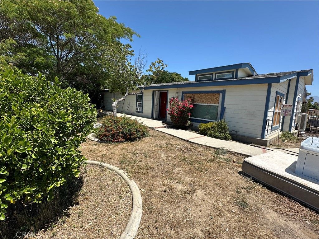 1420 Isaacs, Hemet, CA 92543
