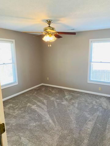 125 Holly Hill Drive, Somerset, KY 42503