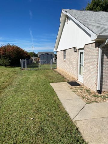125 Holly Hill Drive, Somerset, KY 42503
