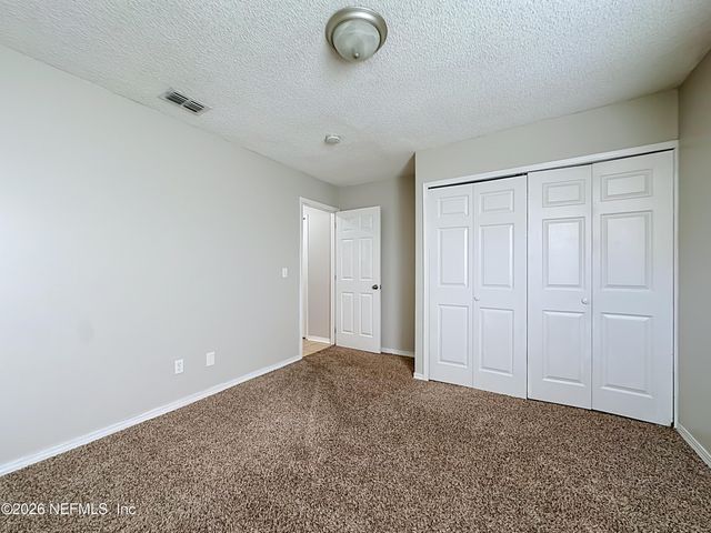 8174 LOCH LOMOND Lane, Jacksonville, FL 32244