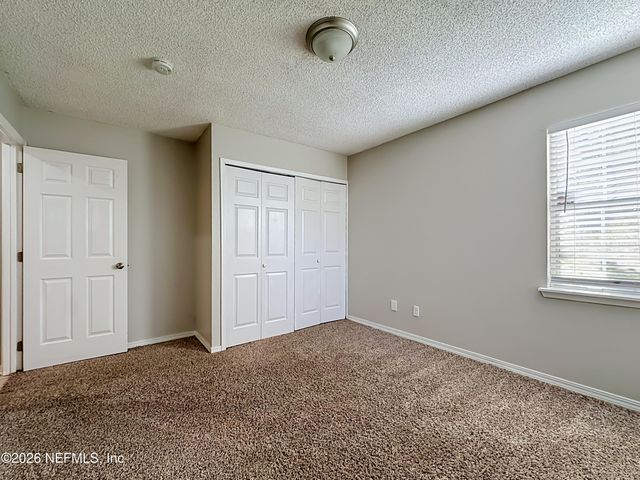 8174 LOCH LOMOND Lane, Jacksonville, FL 32244