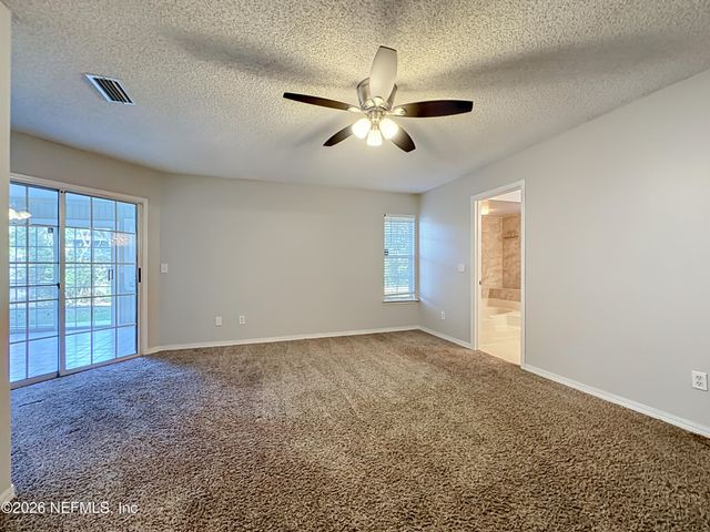 8174 LOCH LOMOND Lane, Jacksonville, FL 32244