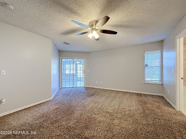 8174 LOCH LOMOND Lane, Jacksonville, FL 32244