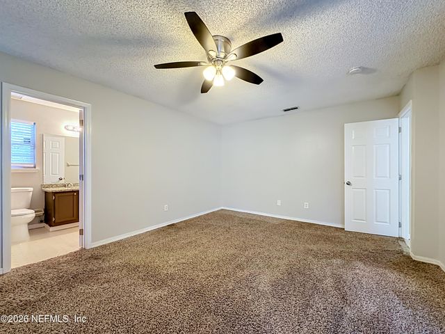 8174 LOCH LOMOND Lane, Jacksonville, FL 32244