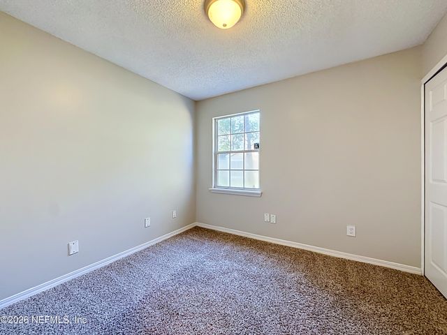 8174 LOCH LOMOND Lane, Jacksonville, FL 32244