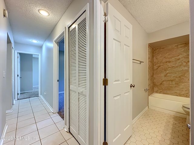 8174 LOCH LOMOND Lane, Jacksonville, FL 32244