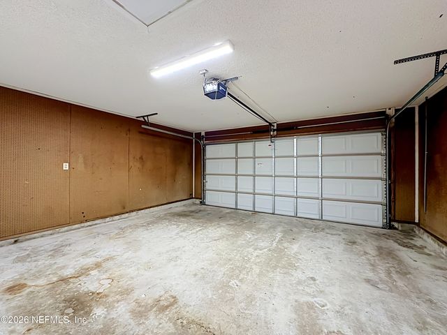 8174 LOCH LOMOND Lane, Jacksonville, FL 32244
