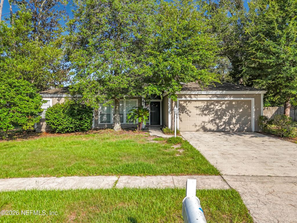 8174 LOCH LOMOND Lane, Jacksonville, FL 32244