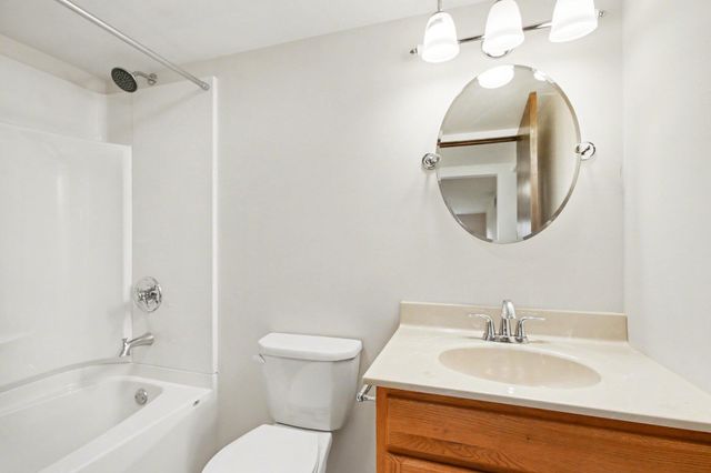 1379 Leeward Road, Crown Point, IN 46307