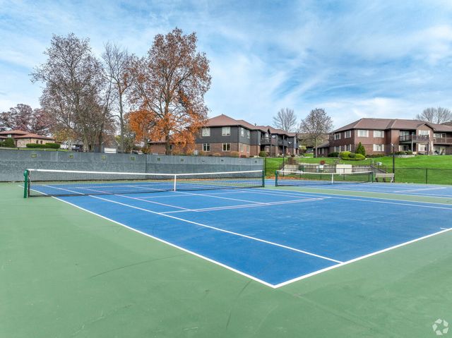 1379 Leeward Road, Crown Point, IN 46307