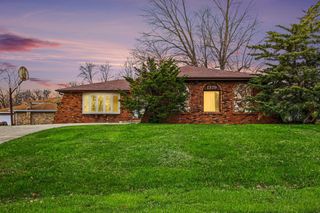 1379 Leeward Road, Crown Point, IN 46307