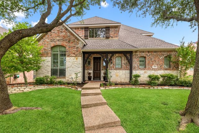 709 Bluffwood Avenue, Mckinney, TX 75072
