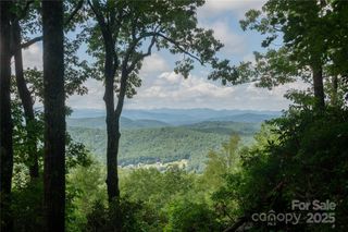 15 Rambling Creek Road, Hendersonville, NC 28739