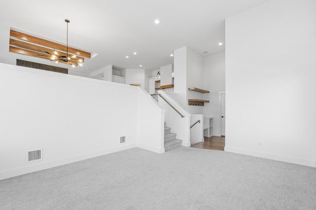 9650 W Wilkinson St, Maize, KS 67101