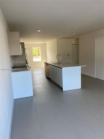 2535 NE 193rd St 3108, Miami, FL 33180