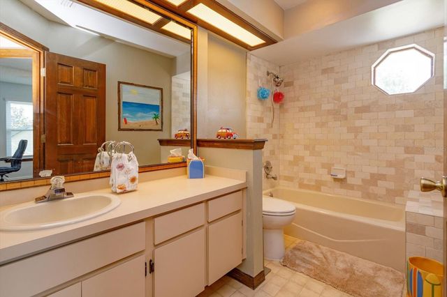 3600 AUGHTON COURT, Orlando, FL 32812