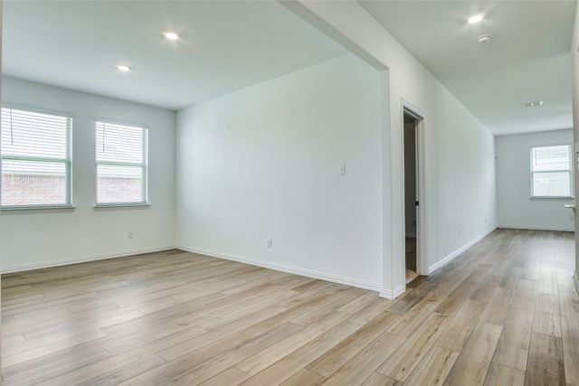 1228 Almond Road, Azle, TX 76020