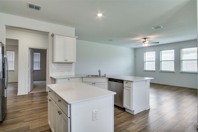 1228 Almond Road, Azle, TX 76020