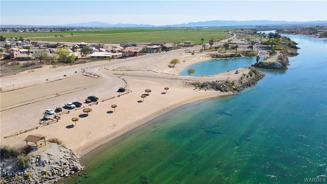 608 E Clearview Drive, Mohave Valley, AZ 86440