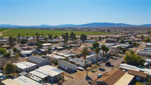 608 E Clearview Drive, Mohave Valley, AZ 86440
