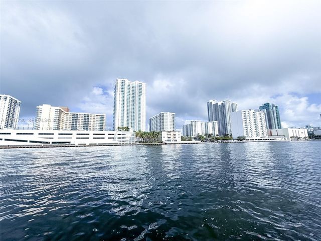 1000 Parkview Dr 531, Hallandale Beach, FL 33009