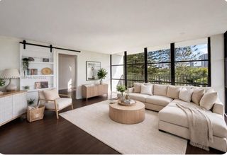 1000 Parkview Dr 531, Hallandale Beach, FL 33009