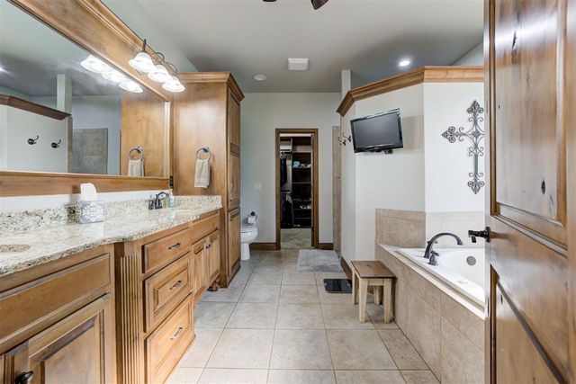 17100 SW 15th Street, El Reno, OK 73036