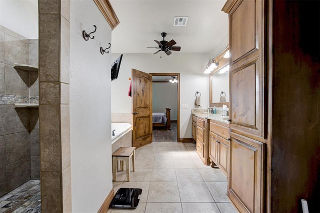 17100 SW 15th Street, El Reno, OK 73036