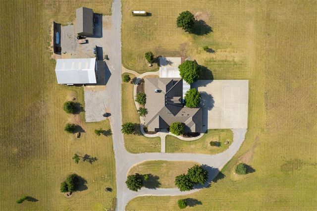 17100 SW 15th Street, El Reno, OK 73036