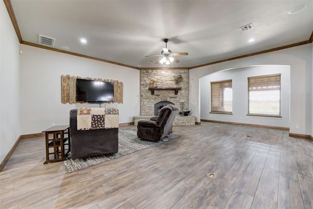 17100 SW 15th Street, El Reno, OK 73036