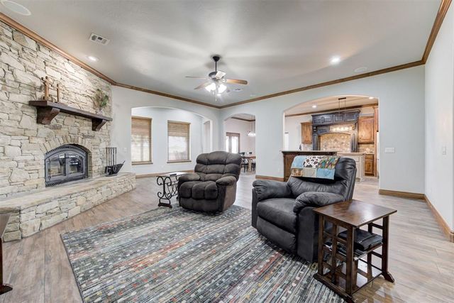 17100 SW 15th Street, El Reno, OK 73036