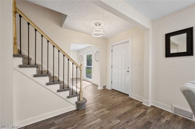 617 Moreley Avenue, Akron, OH 44320