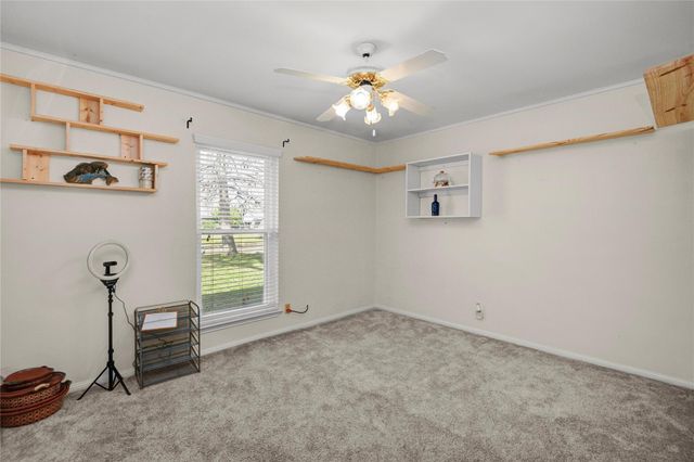 108 Spruce Street, Lake Jackson, TX 77566