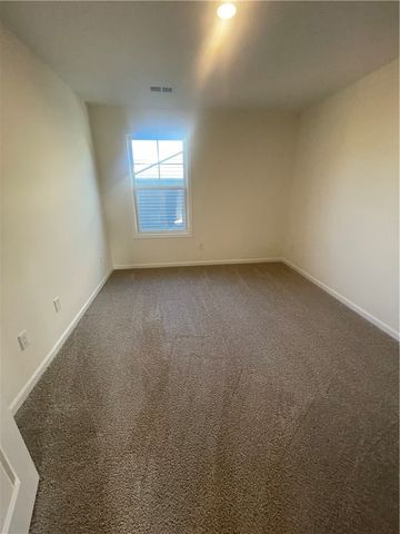 19 Gateway Drive, Central, SC 29630