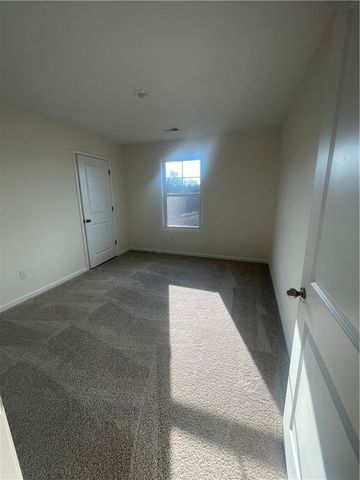 19 Gateway Drive, Central, SC 29630