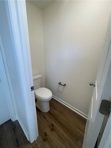 19 Gateway Drive, Central, SC 29630