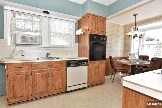 225 Passaic Avenue, Hasbrouck Heights, NJ 07604