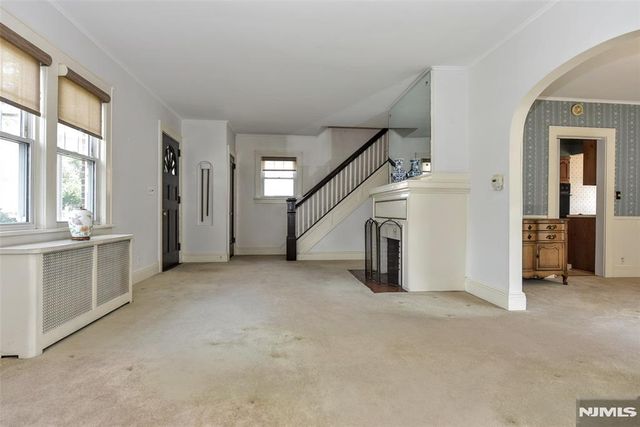 225 Passaic Avenue, Hasbrouck Heights, NJ 07604