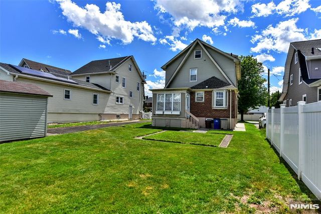 225 Passaic Avenue, Hasbrouck Heights, NJ 07604