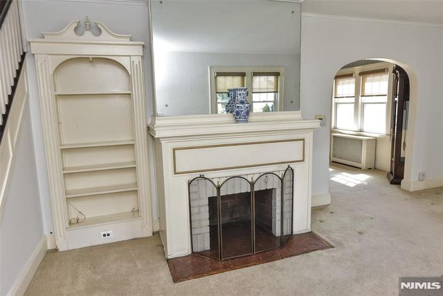 225 Passaic Avenue, Hasbrouck Heights, NJ 07604