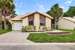 6212 S 97th Court S, Boynton Beach, FL 33437