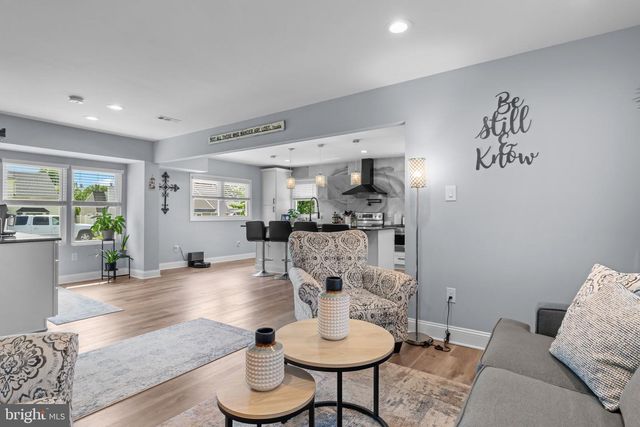 74 AUTUMN LANE, Levittown, PA 19055