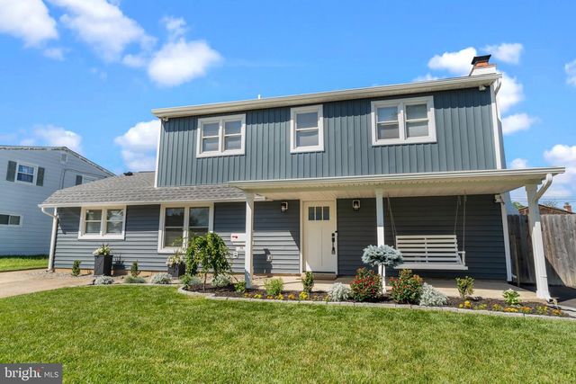 74 AUTUMN LANE, Levittown, PA 19055
