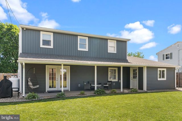 74 AUTUMN LANE, Levittown, PA 19055