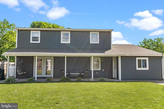 74 AUTUMN LANE, Levittown, PA 19055
