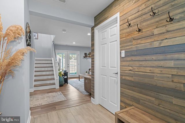 74 AUTUMN LANE, Levittown, PA 19055