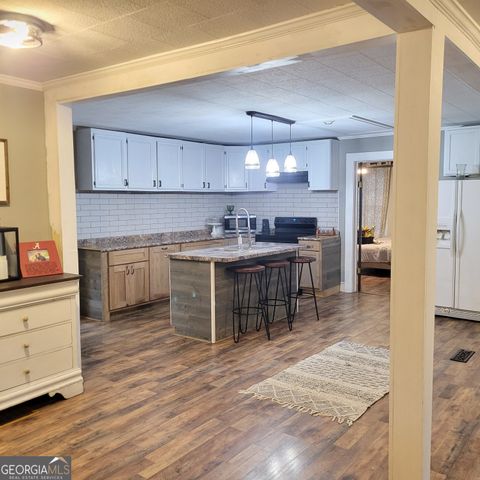 313 Williams Street, Valley, AL 36854