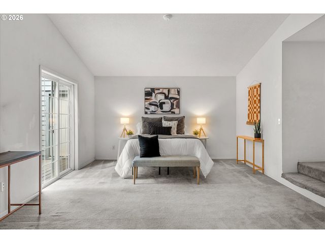 10744 Sw LANCASTER Rd, Portland, OR 97219